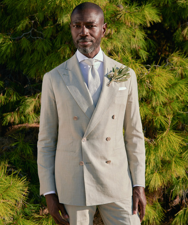Wedding suit fabrics in beige and green tones for modern grooms, Atelier Munro